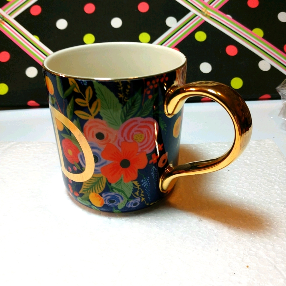 SOLD!! - 🆕 Anthropologie Floral Monogram D Cup/Mug - Picture 3 of 10